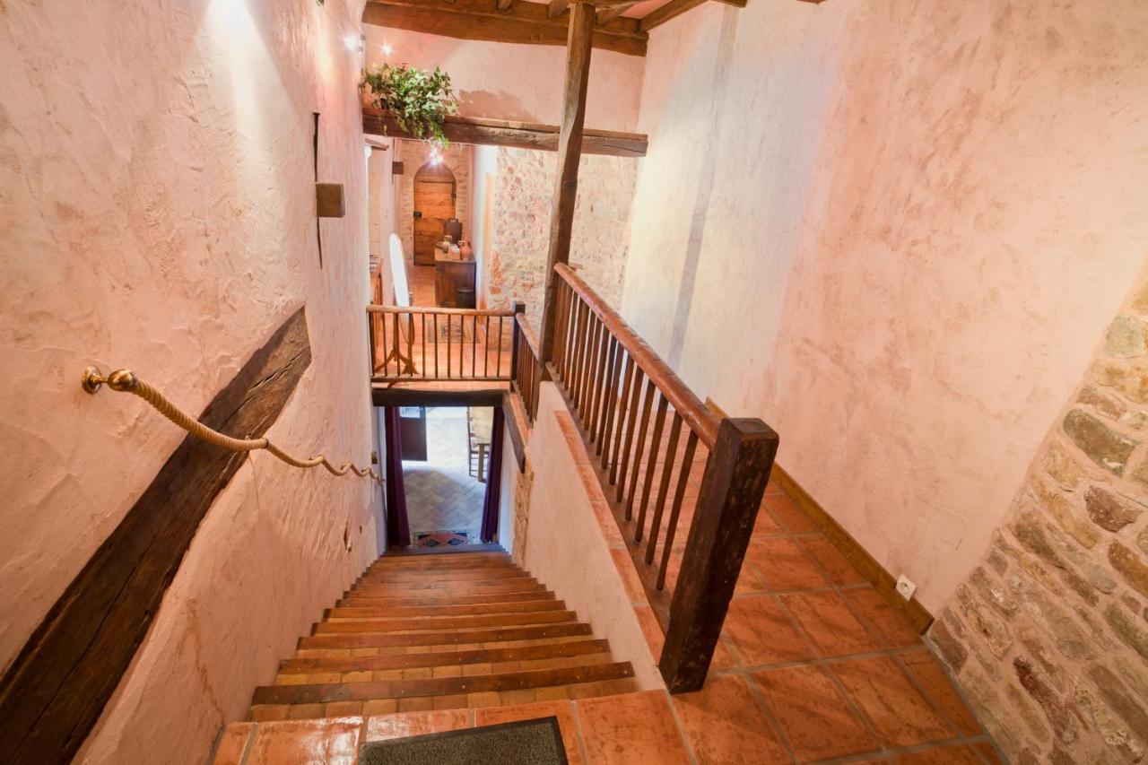 Ferme De Malo Bed & Breakfast Etrigny Exterior photo